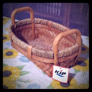 Wicker basket